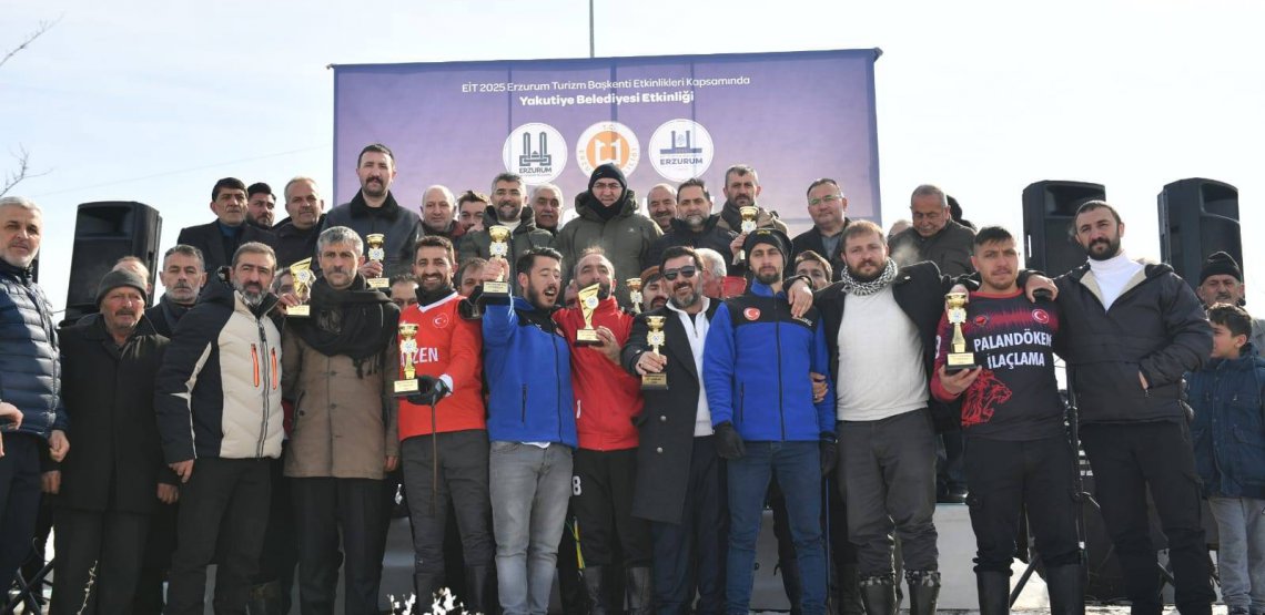 Yakutiye Belediyesi olarak 2025 Erzurum Turizm Başkenti etkinlikleri kapsamında düzenlediğimiz "Yakutiye Mahalli At Yarışları"nı yoğun bir katılımla gerçekleştirdik.