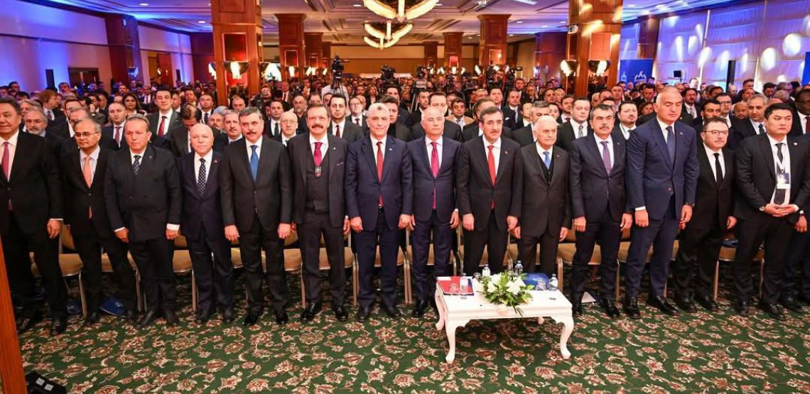 Cumhurbaşkanı Yardımcımız Sn. Cevdet Yılmaz ile AK Parti Genel Başkan Vekilimiz Sn. Efkan Ala, Bakanlarımız ve davetlilerin teşrifleriyle gerçekleştirilen Palandöken Ekonomik Forumu