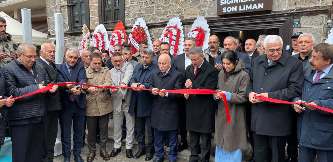 Erzurum Büyükşehir Belediyemiz ve Liman Ayık Yaşam Derneğinin iş birliğiyle hizmete sunulan Liman Ayık Yaşam Derneği Erzurum Şubesinin açılış törenine katıldık.